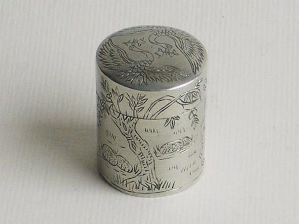 Silver-plated round opium box with garden scene – (2348)